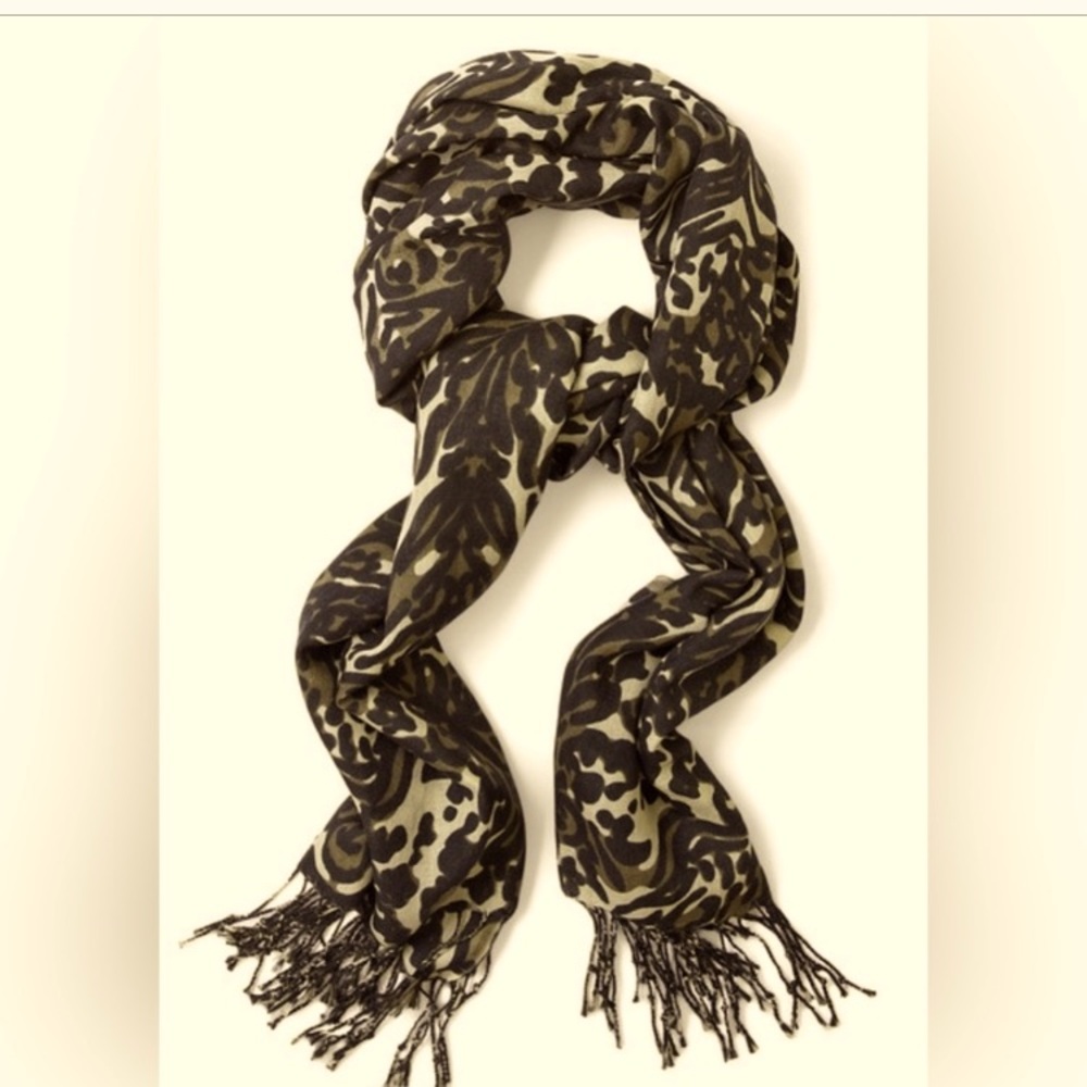 ISO Barbour Temperley Alice Animal Camo Scsrf